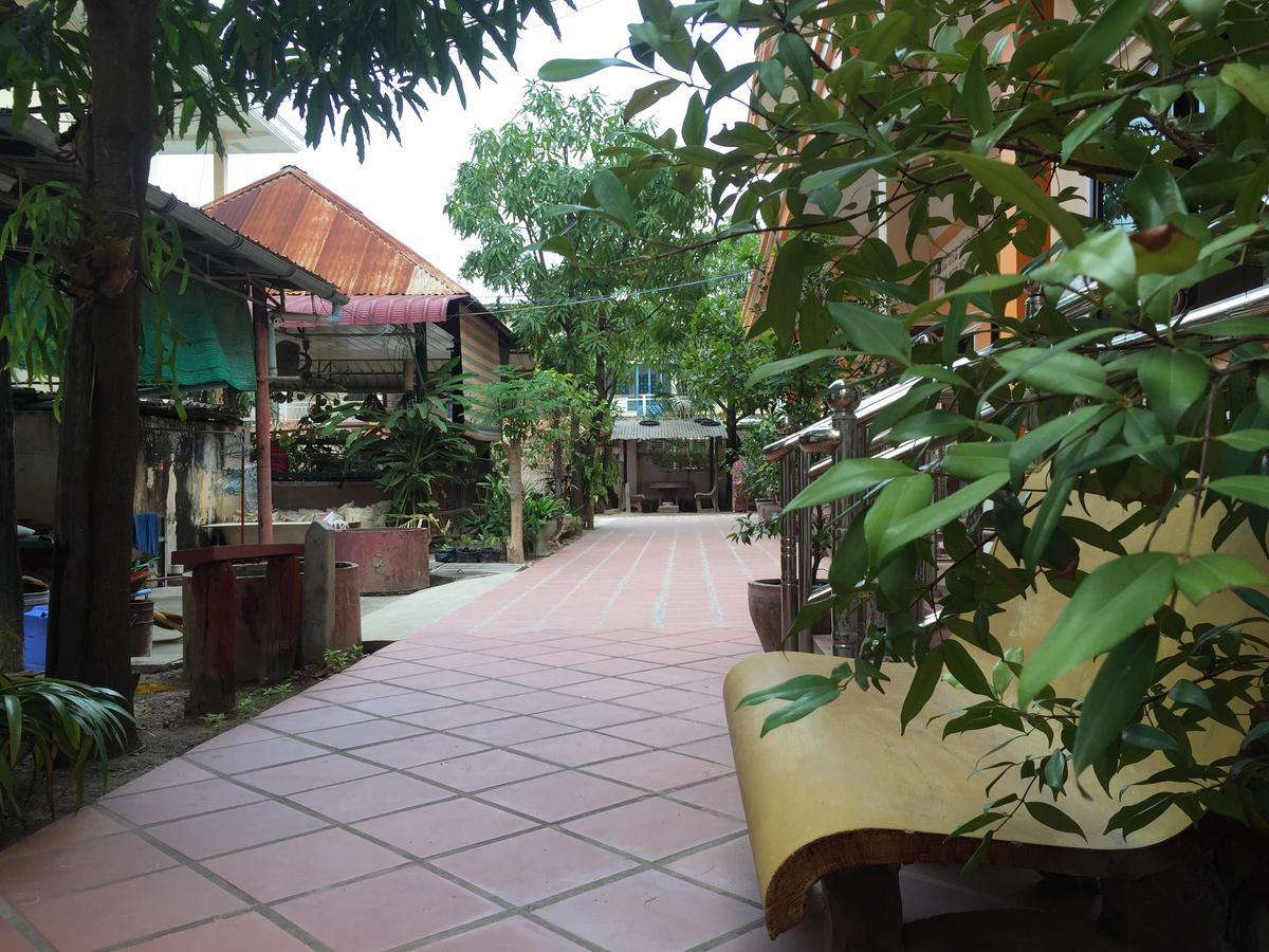 Ta Eng Guesthouse Kampot Esterno foto